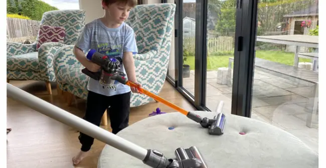 kids toy vacuum buying guide
